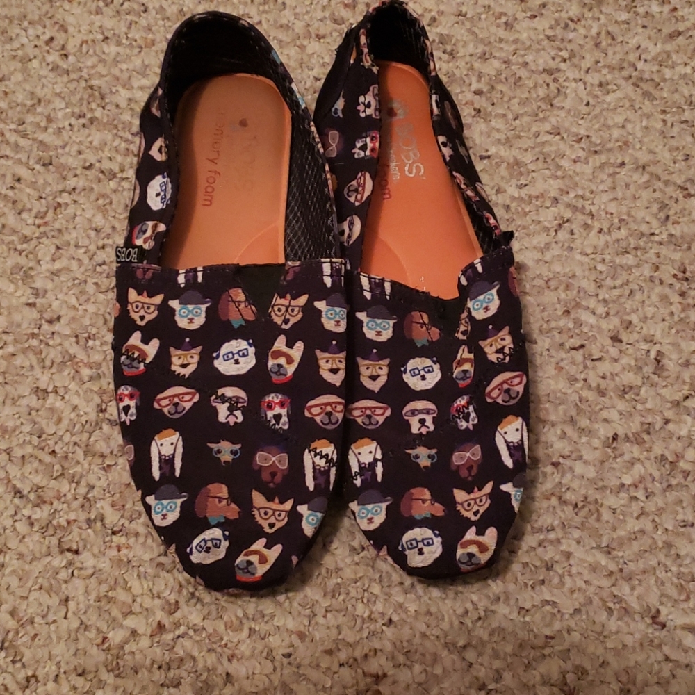 Bob's shoes by Skechers Size 10